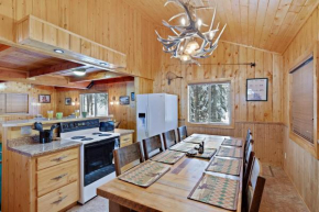Restoration Pines by KABINO Hot Tub Big Garage Yard Fire Pit Swingset Foosball WiFi Grill